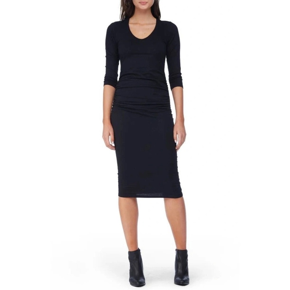 Elegant Black Midi Dress